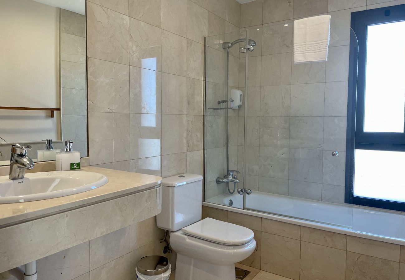 Villa a San Bartolomé de Tirajana - HomeForGuest Villa con piscina privata e vista sul campo da golf