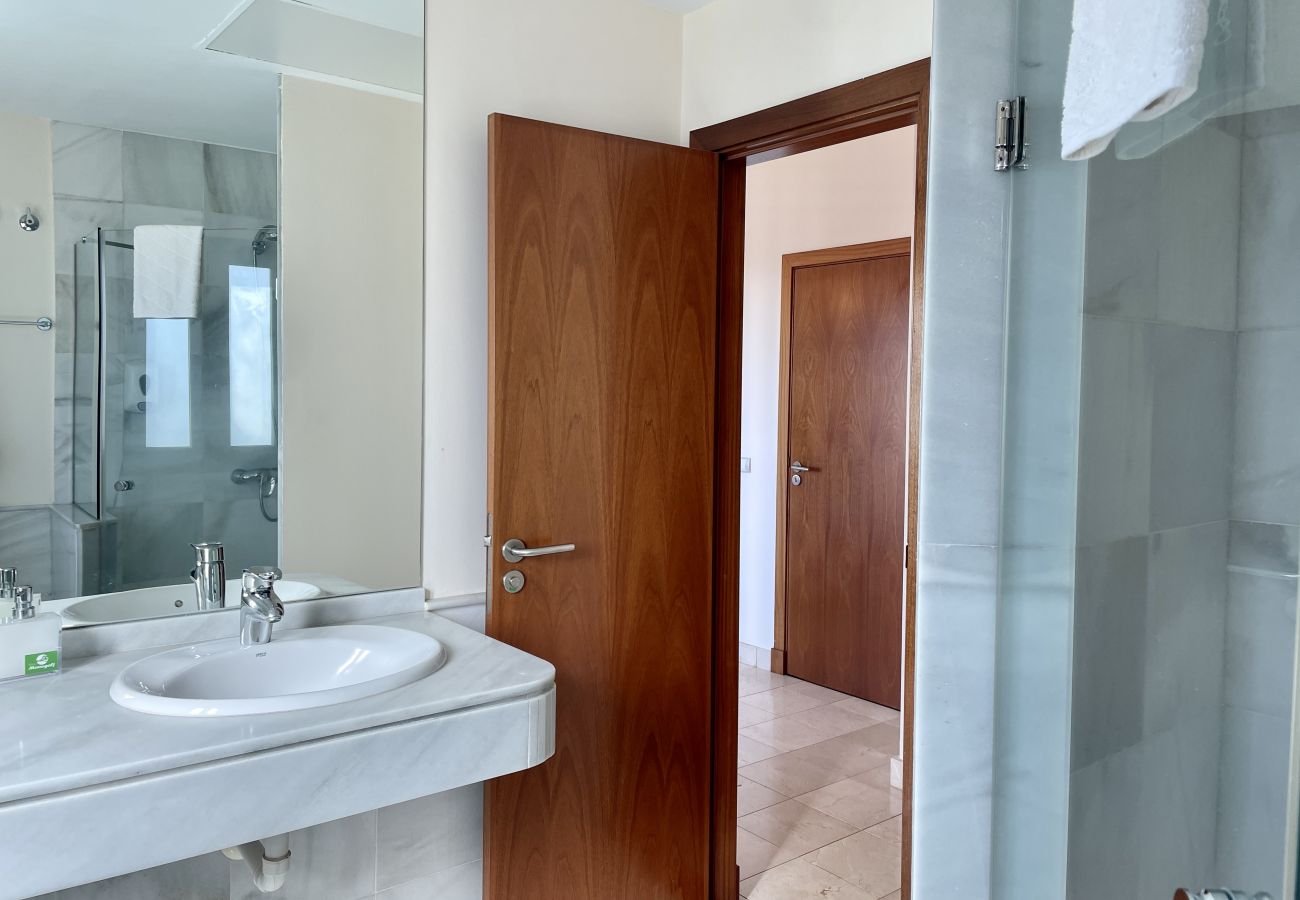 Villa a San Bartolomé de Tirajana - HomeForGuest Villa a Salobre Golf 5 con piscina privata e vista sul campo da golf