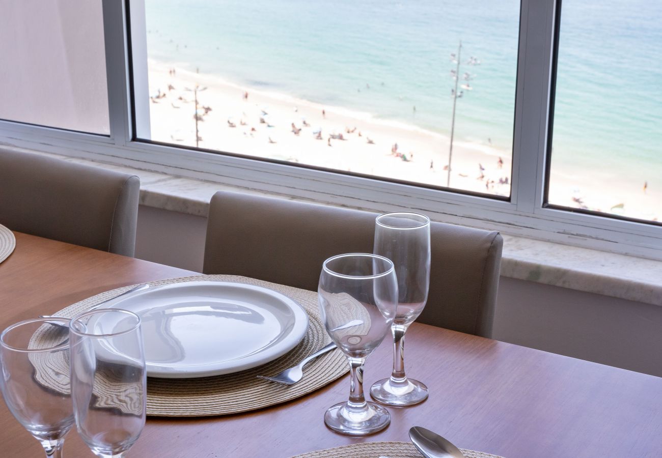 Appartamento a Rio de Janeiro - Vista para a praia de Copacabana | A1103