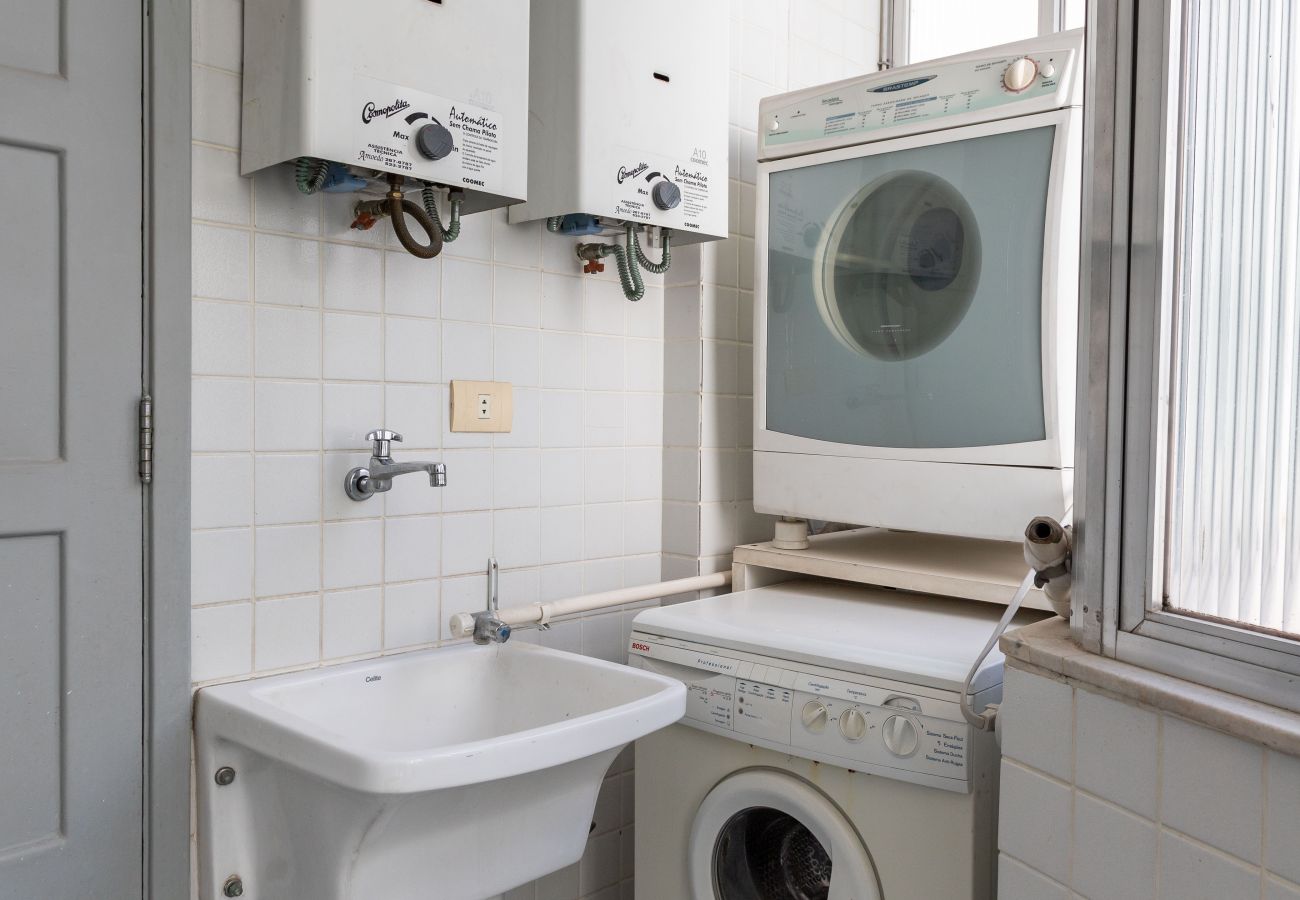 Appartamento a Rio de Janeiro - Vista para a praia de Copacabana | A1103