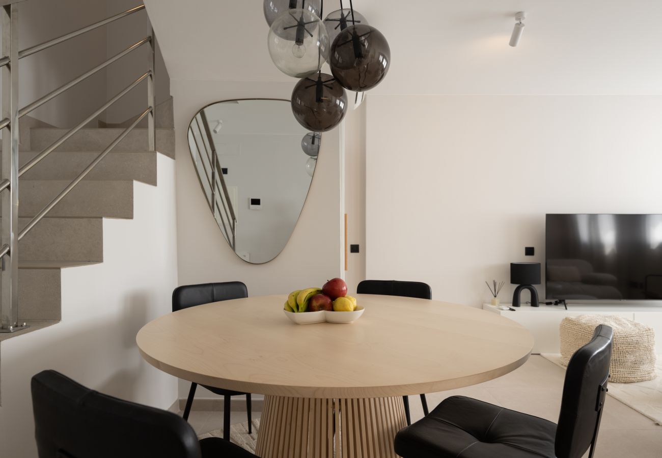 Appartamento a Las Palmas de Gran Canaria - HomeForGuest Luminoso duplex a Las Canteras