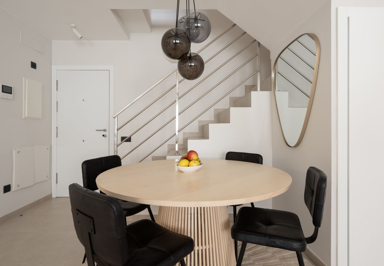 Appartamento a Las Palmas de Gran Canaria - HomeForGuest Luminoso duplex a Las Canteras