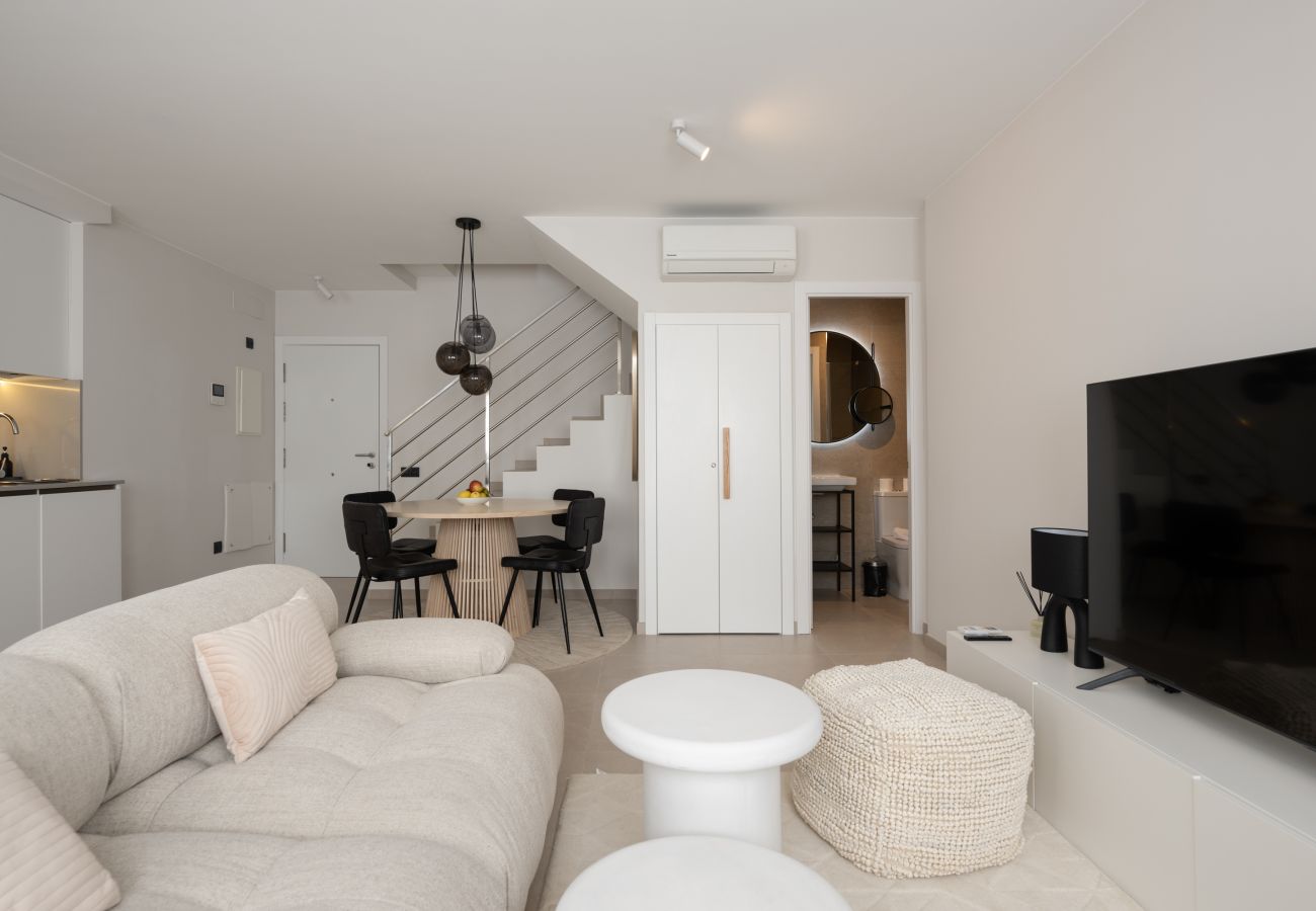 Appartamento a Las Palmas de Gran Canaria - HomeForGuest Luminoso duplex a Las Canteras