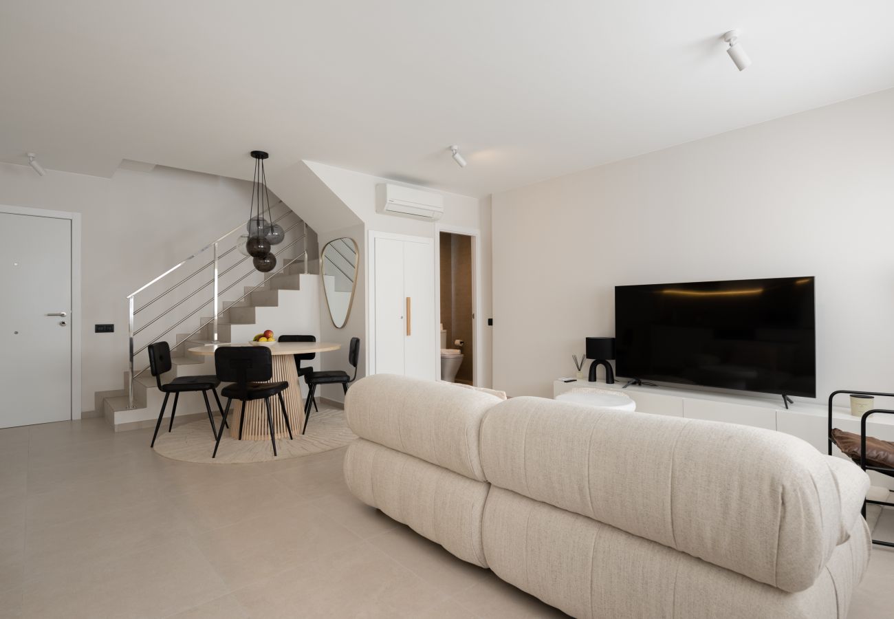Appartamento a Las Palmas de Gran Canaria - HomeForGuest Luminoso duplex a Las Canteras