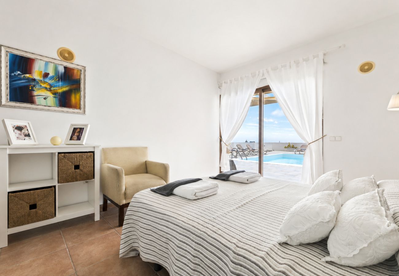Villa a Playa Blanca - Villa Flora - Villasexperience