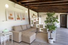 Studio a Tenerife - modern loft recently renovated in Santa Cruz de Tenerife 02