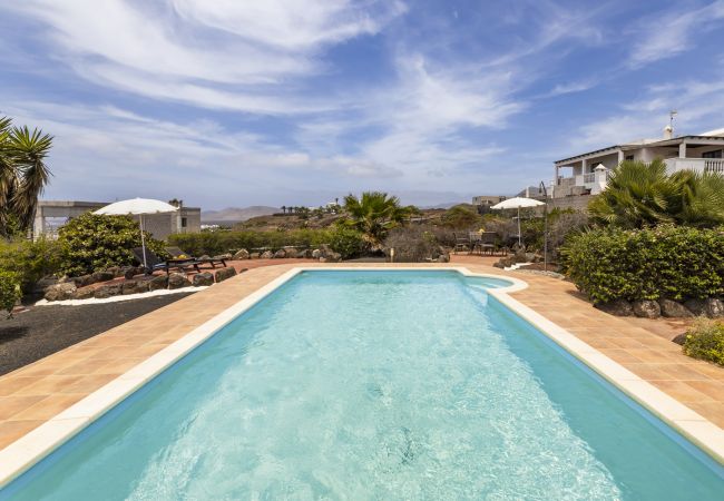 Appartamento a Las Breñas - Jaretas - Apartamento rural con piscina  Appartamento a Las Breñas - Jaretas - Apartamento rural con piscina