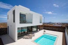 Villa a Corralejo - Villa Las Calderas Breeze, breathtaking views and private pool