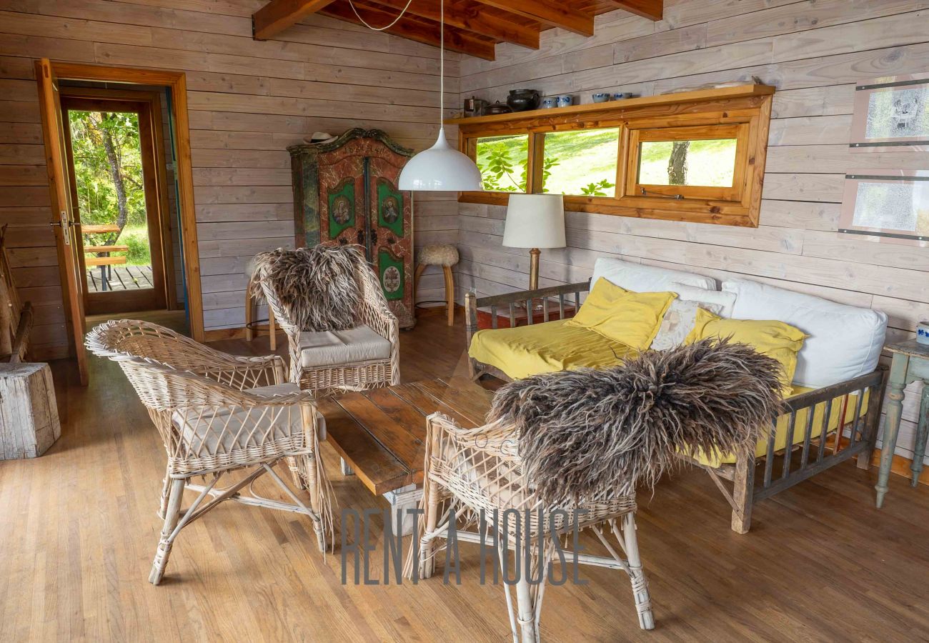 Casa a San Carlos de Bariloche - Espectacular casa sobre Lago Moreno ubicada en un lote de 7 hectáreas.