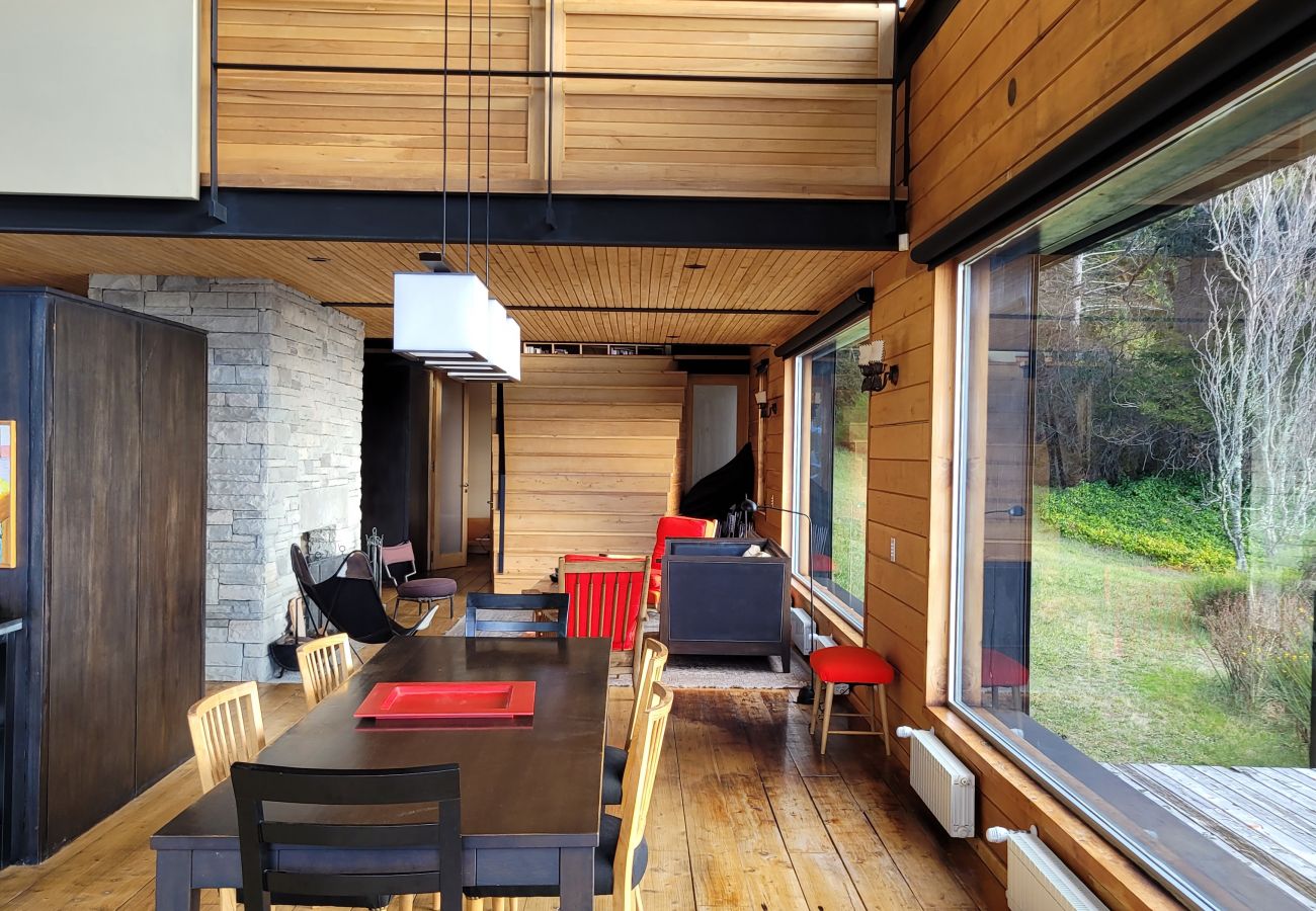Casa a San Carlos de Bariloche - CÁLIDA CASA CON DECK PANORÁMICO Y COSTA DE LAGO