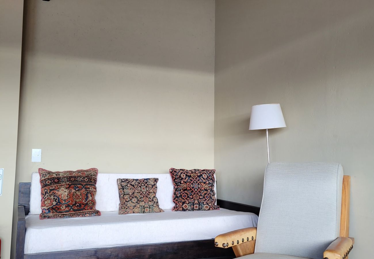 Casa a San Carlos de Bariloche - CÁLIDA CASA CON DECK PANORÁMICO Y COSTA DE LAGO