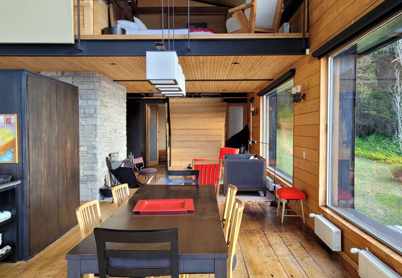 Casa a San Carlos de Bariloche - CÁLIDA CASA CON DECK PANORÁMICO Y COSTA DE LAGO