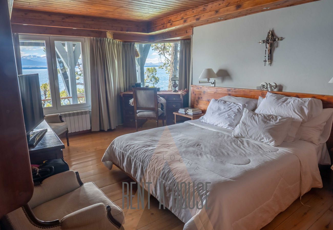 Casa a San Carlos de Bariloche - HUAPI05C