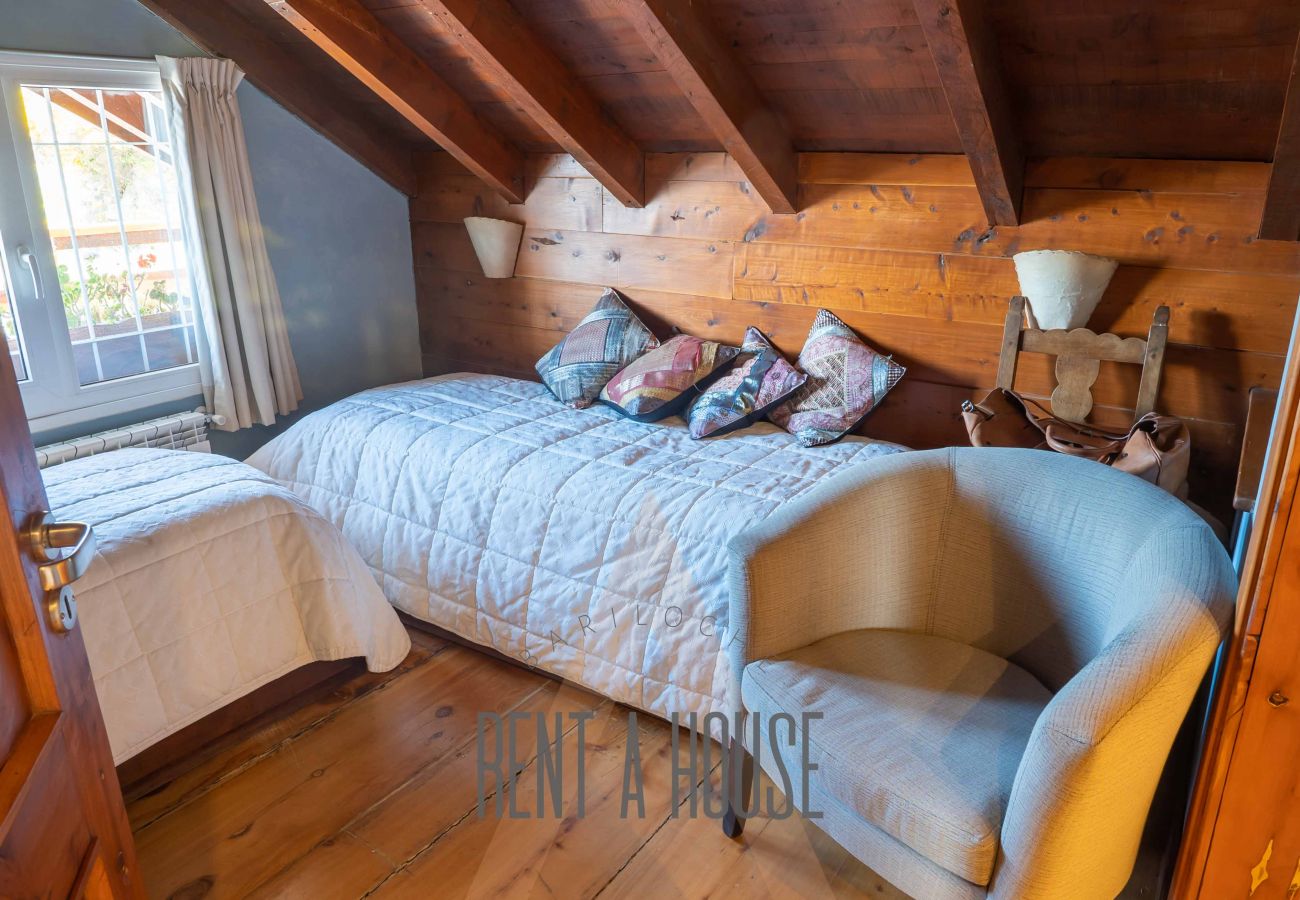 Casa a San Carlos de Bariloche - HUAPI05C