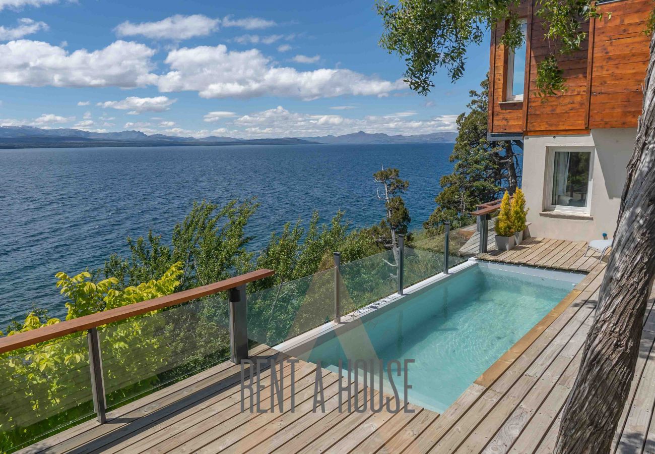 Casa a San Carlos de Bariloche - HUAPI05C