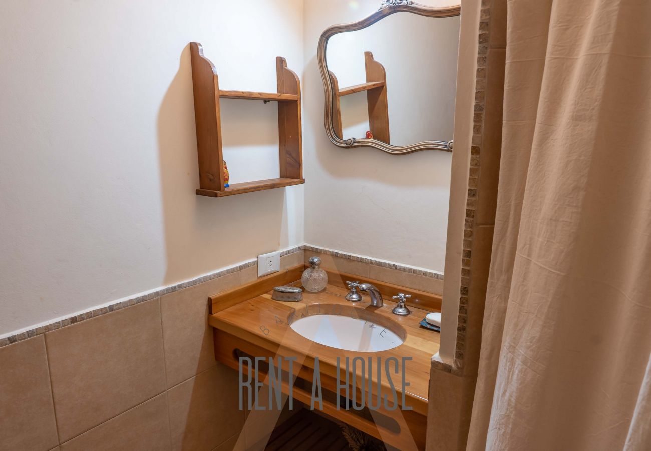 Casa a San Carlos de Bariloche - CALIDA CASA EN ARELAUQUEN CON ESPECTACULAR VISTA AL CATEDRAL Y AL LAGO 