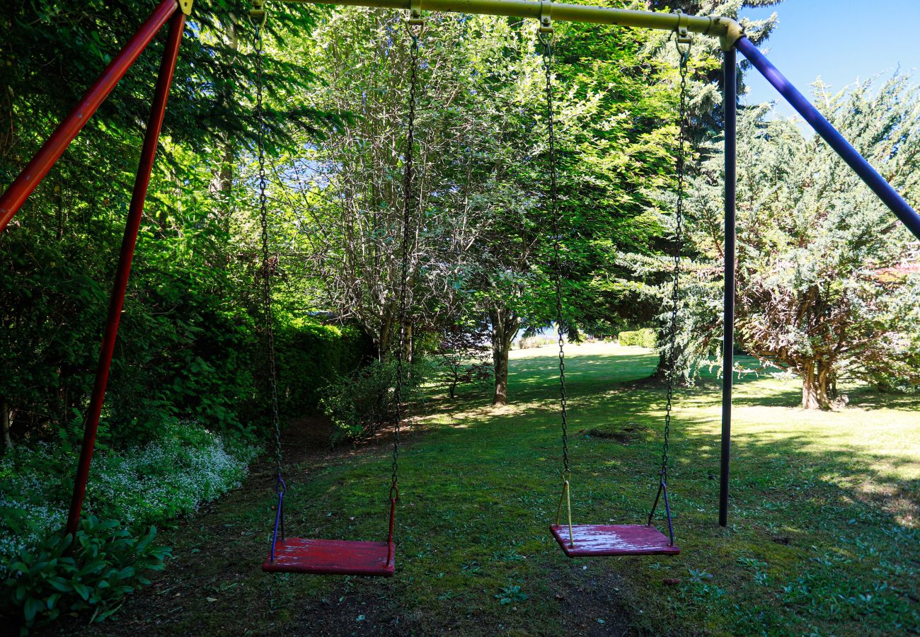 Casa a San Carlos de Bariloche - HUAPI08C Lindísima casa de una planta con costa sobre el Lago Nahuel Huapi