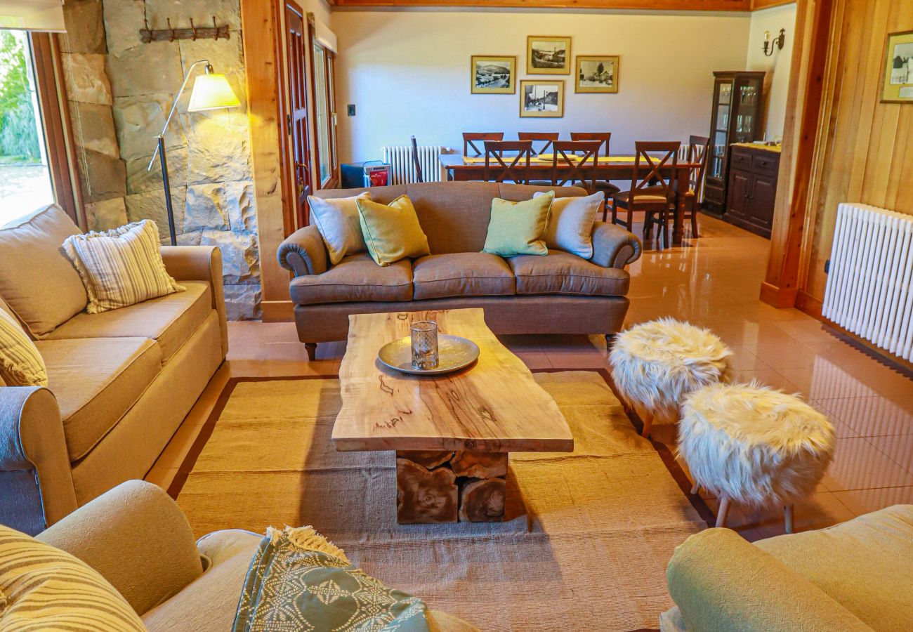 Casa a San Carlos de Bariloche - HUAPI08C Lindísima casa de una planta con costa sobre el Lago Nahuel Huapi