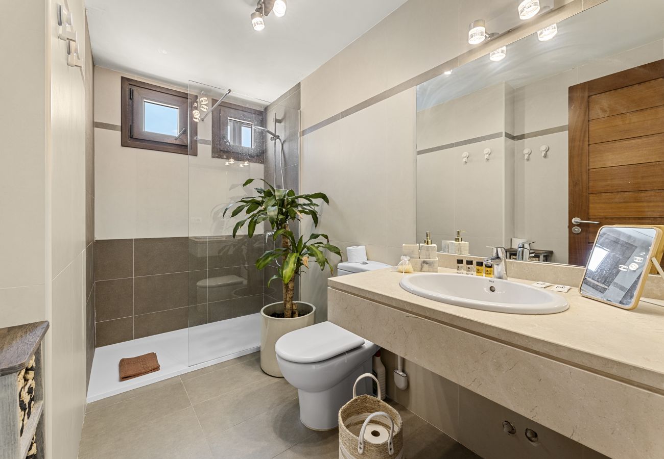 Casa a schiera a Puerto Calero - La Malvarrosa