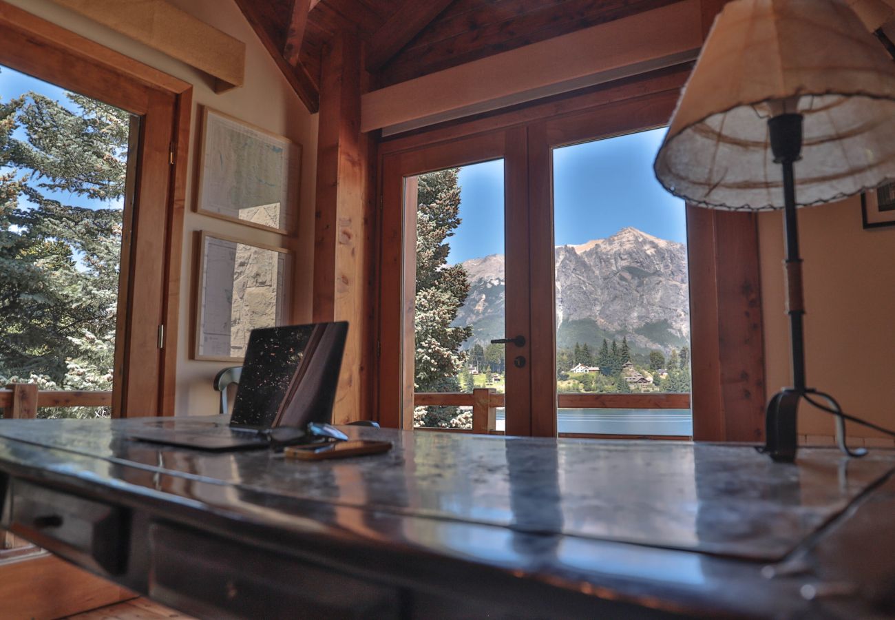 Casa a San Carlos de Bariloche - MORE16C Lujo y calidez en LLao LLao s/ Morenito + Jacuzzi