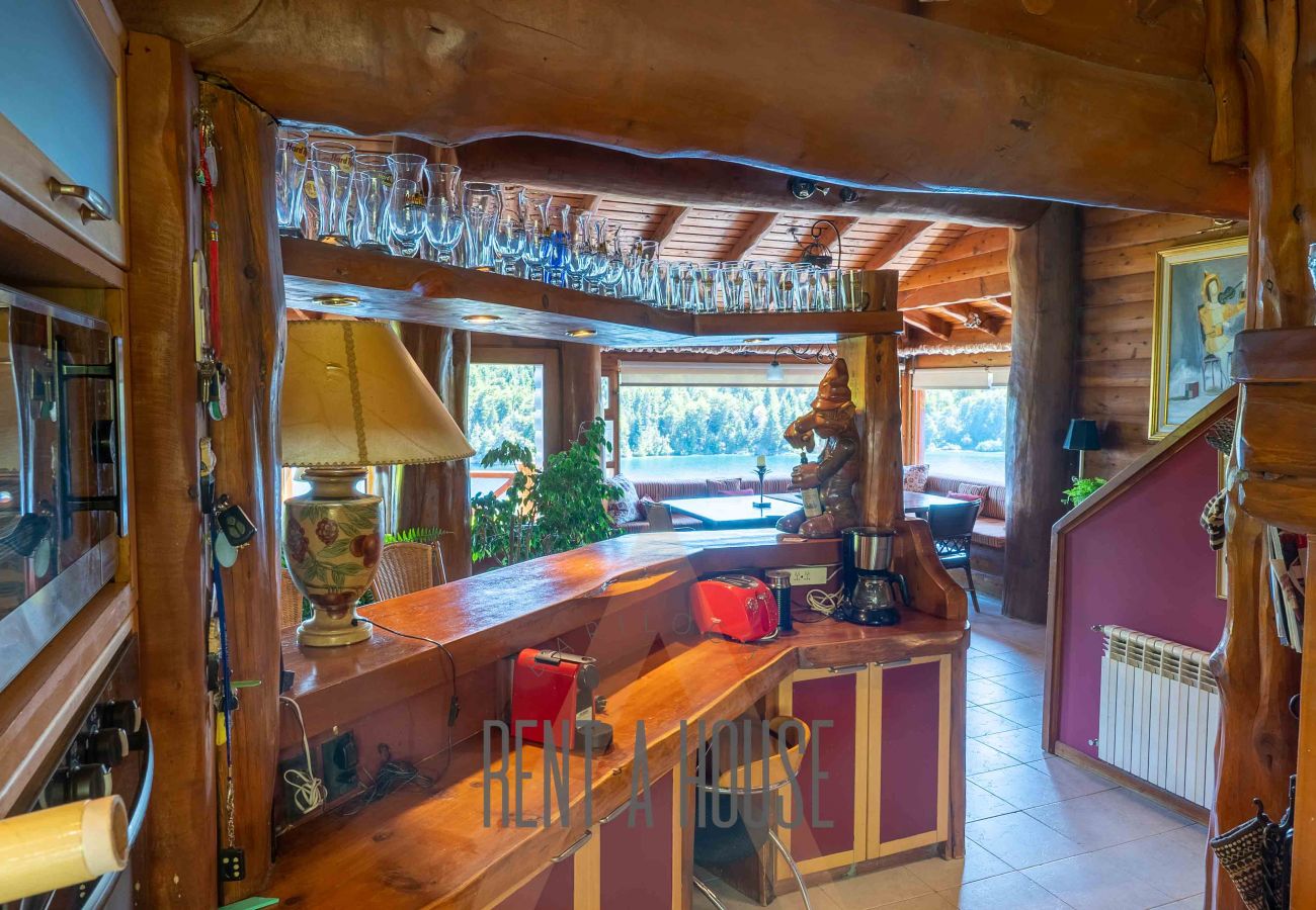 Casa a San Carlos de Bariloche - MORE01C ESPECTACULAR CASA A ORILLAS DEL LAGO MORENO CON PILETA CLIMATIZADA