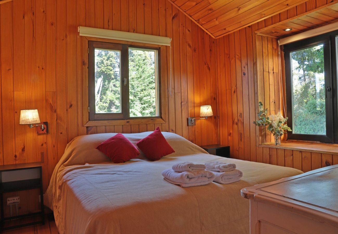 Baita a San Carlos de Bariloche - HUAPI11C Un refugio en plena naturaleza con costa de lago