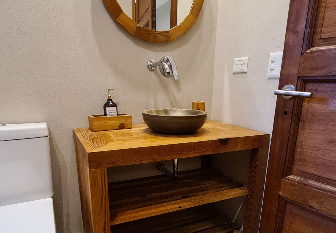 Casa a San Carlos de Bariloche - ARE33 CASA EN ARELAUQUEN CON IMPONENTES VISTAS