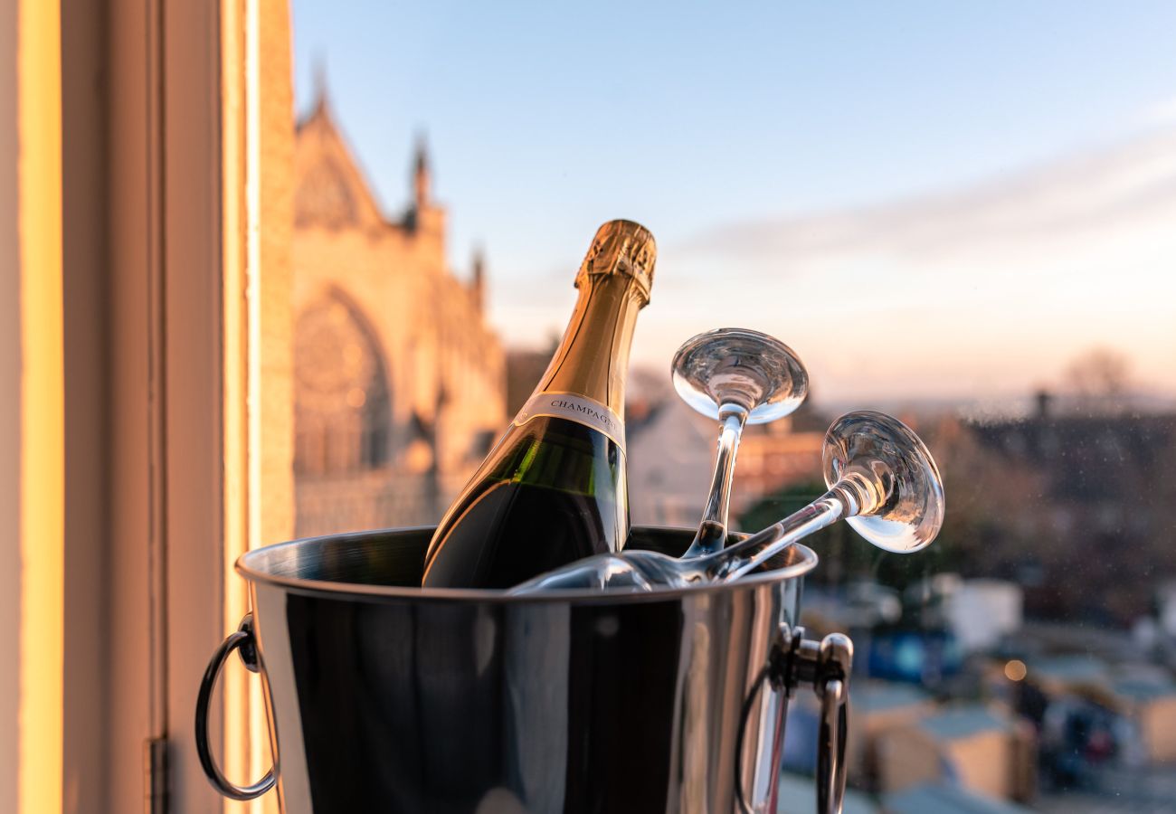 Appartamento a Exeter - Cathedral View - Luxury Exeter City Apartment with Cathedral Views