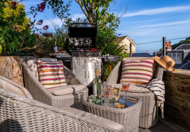 Casa a Kingswear - Two Guns - Stylish town house with stunning river views Casa a Kingswear - Two Guns - Stylish town house with stunning river views