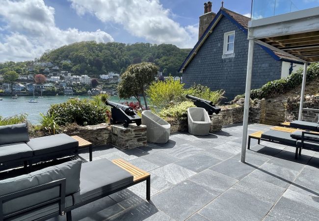 Casa a Kingswear - Two Guns - Stylish town house with stunning river views Casa a Kingswear - Two Guns - Stylish town house with stunning river views