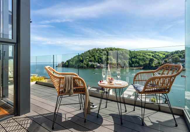 Casa a Kingswear - Two Guns - Stylish town house with stunning river views Casa a Kingswear - Two Guns - Stylish town house with stunning river views