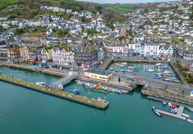 Casa a Kingswear - Two Guns - Stylish town house with stunning river views Casa a Kingswear - Two Guns - Stylish town house with stunning river views