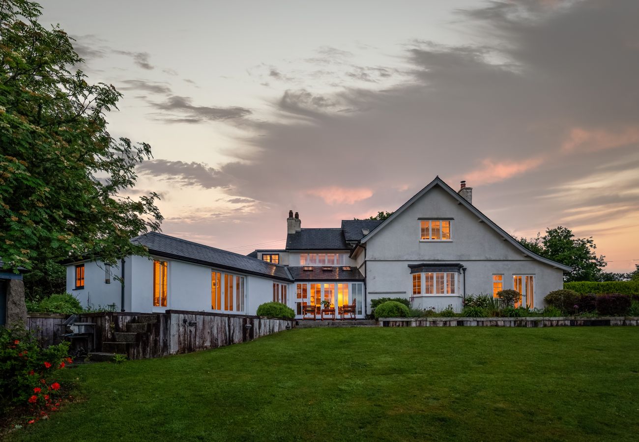 Casa a Lustleigh - Higher Mapstone – Luxury Dartmoor Retreat with Views, Acres & Games Barn