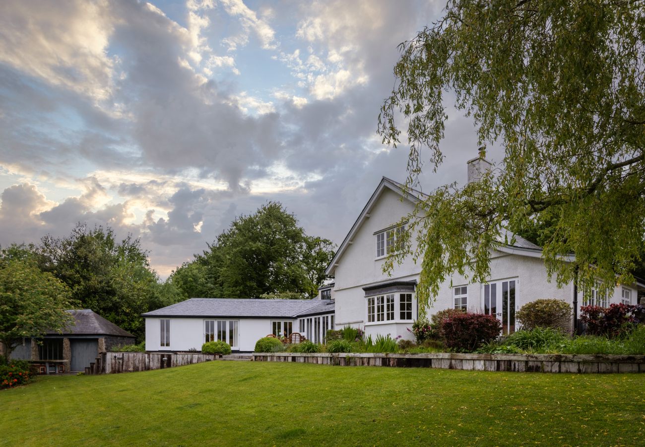 Casa a Lustleigh - Higher Mapstone – Luxury Dartmoor Retreat with Views, Acres & Games Barn