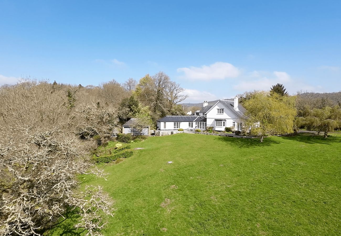 Casa a Lustleigh - Higher Mapstone – Luxury Dartmoor Retreat with Views, Acres & Games Barn