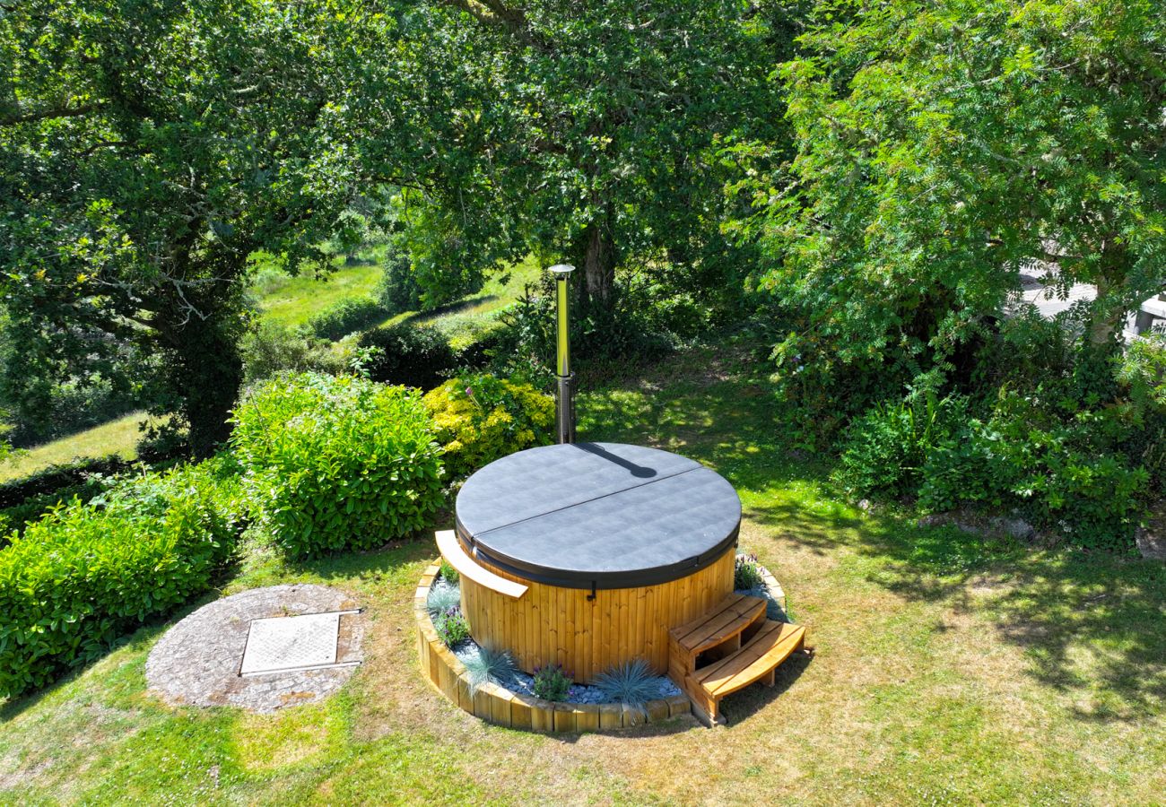 Casa a Lustleigh - Higher Mapstone – Luxury Dartmoor Retreat with Hot Tub, Speactular Views and Games Barn