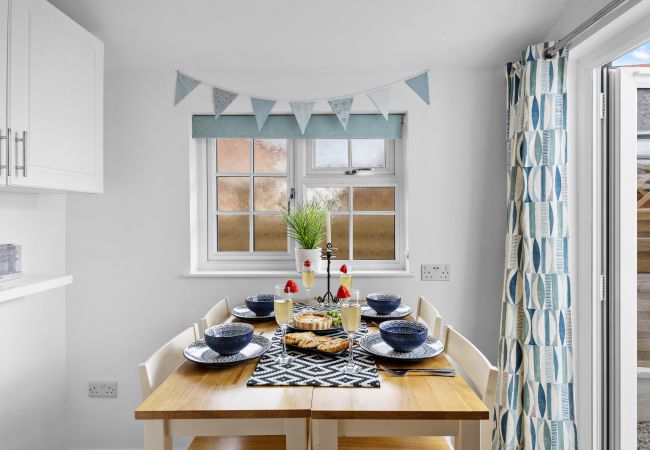 Casa a Torquay - The Boathouse - Panoramic Sea View Retreat, near Town, Marina & Beach and Parking Casa a Torquay - The Boathouse - Panoramic Sea View Retreat, near Town, Marina & Beach and Parking