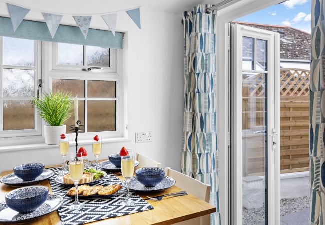 Casa a Torquay - The Boathouse - Panoramic Sea View Retreat, near Town, Marina & Beach and Parking Casa a Torquay - The Boathouse - Panoramic Sea View Retreat, near Town, Marina & Beach and Parking