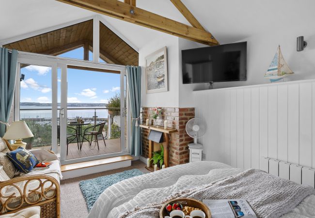 Casa a Torquay - The Boathouse - Panoramic Sea View Retreat, near Town, Marina & Beach and Parking Casa a Torquay - The Boathouse - Panoramic Sea View Retreat, near Town, Marina & Beach and Parking