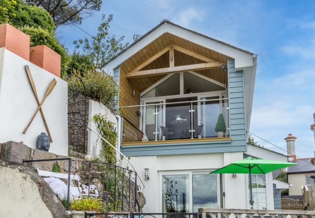 Casa a Torquay - The Boathouse - Panoramic Sea View Retreat, near Town, Marina & Beach and Parking Casa a Torquay - The Boathouse - Panoramic Sea View Retreat, near Town, Marina & Beach and Parking