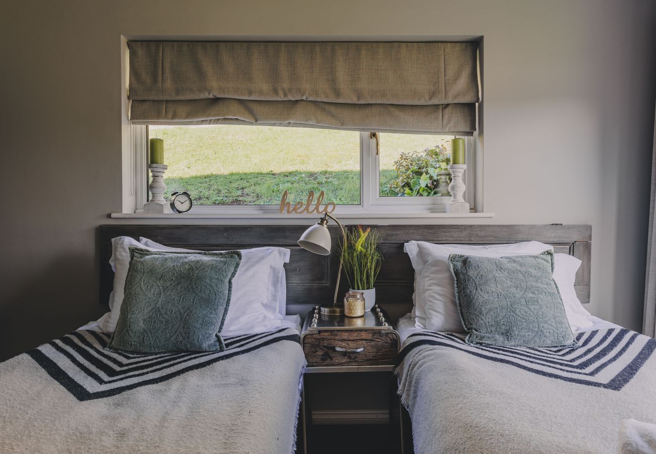 Casa a Bishopsteignton - The Curlews - Waterside, boutique home with 10 person spa