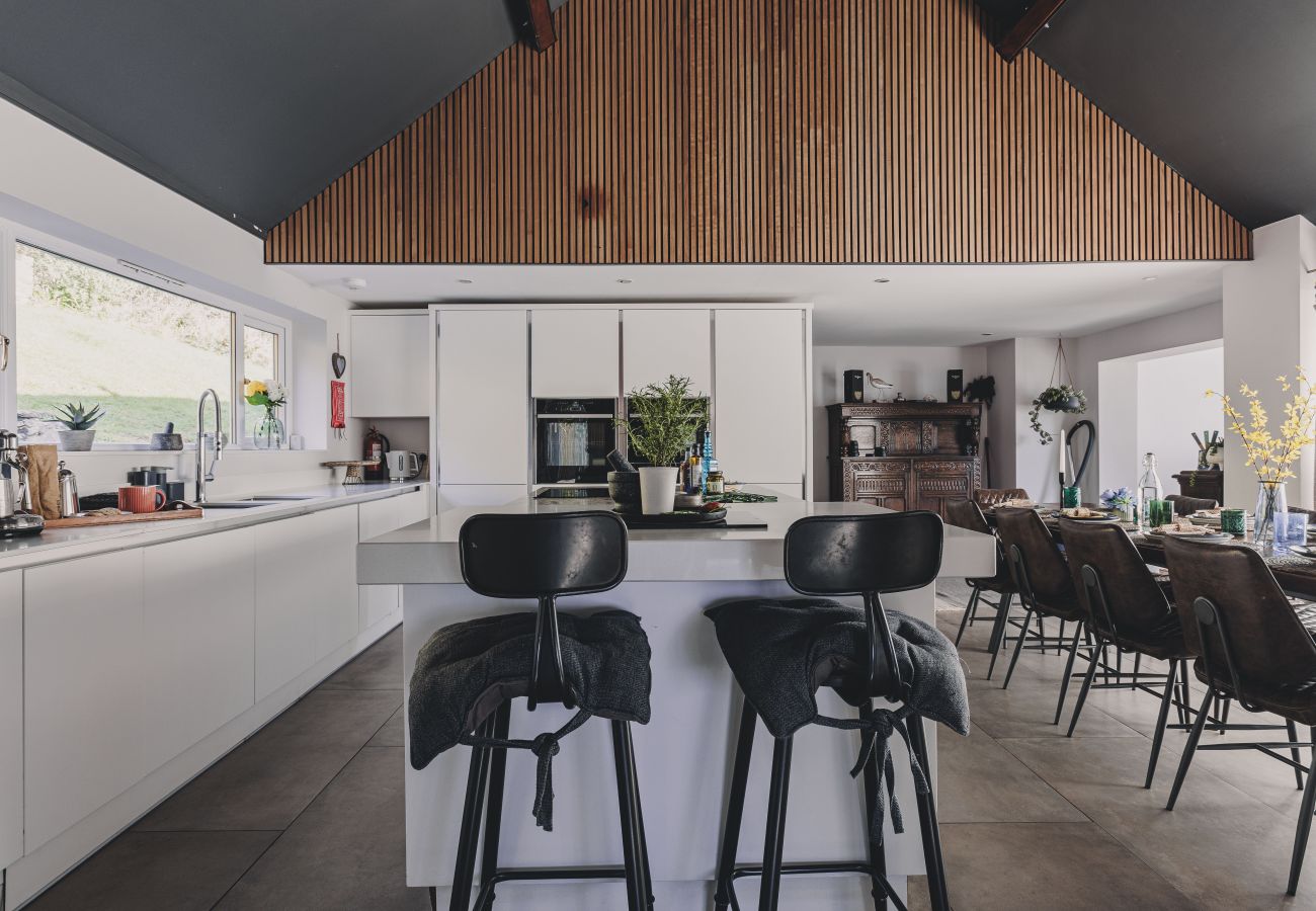 Casa a Bishopsteignton - The Curlews - Waterside, boutique home with 10 person spa