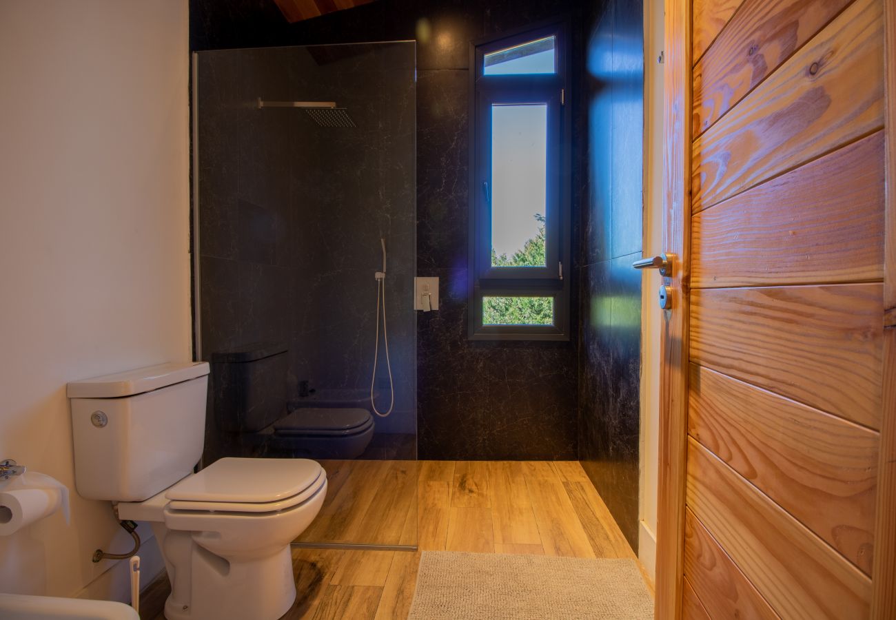 Casa a San Carlos de Bariloche - CASA EN ARELAUQUEN CON INCREIBLES VISTAS EN TODOS SUS AMBIENTES