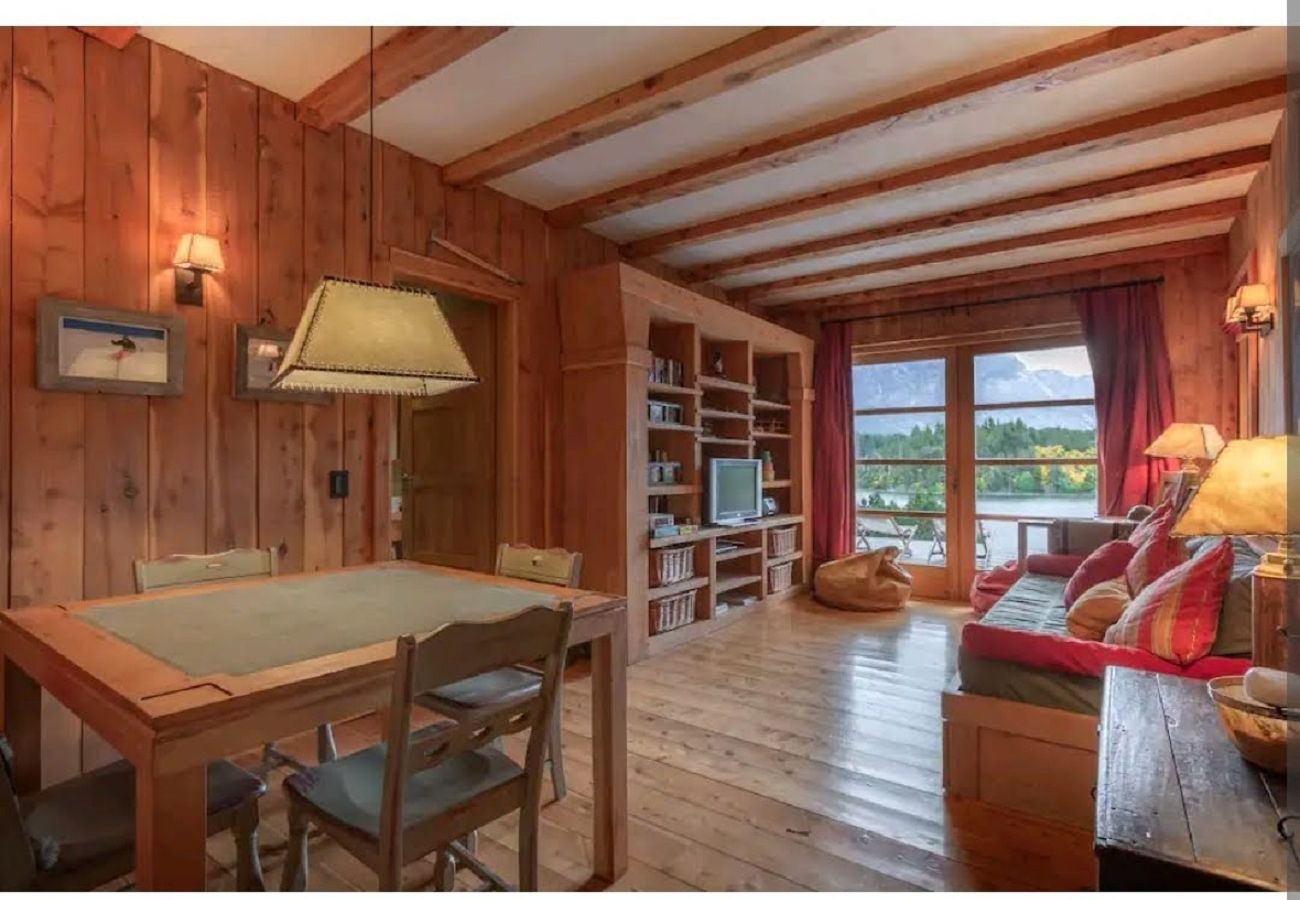 Casa a San Carlos de Bariloche - MORE06C Espectacular casa a orillas del lago Moreno con muelle y jacuzzi exterior