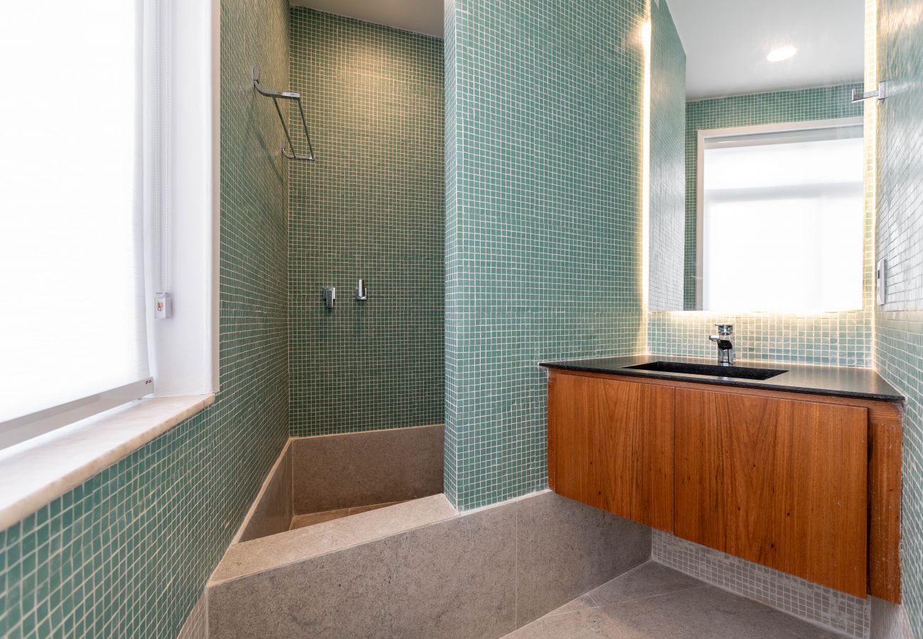 Appartamento a Rio de Janeiro - Maravilhoso em Copacabana | 2 quartos | NSC501B 