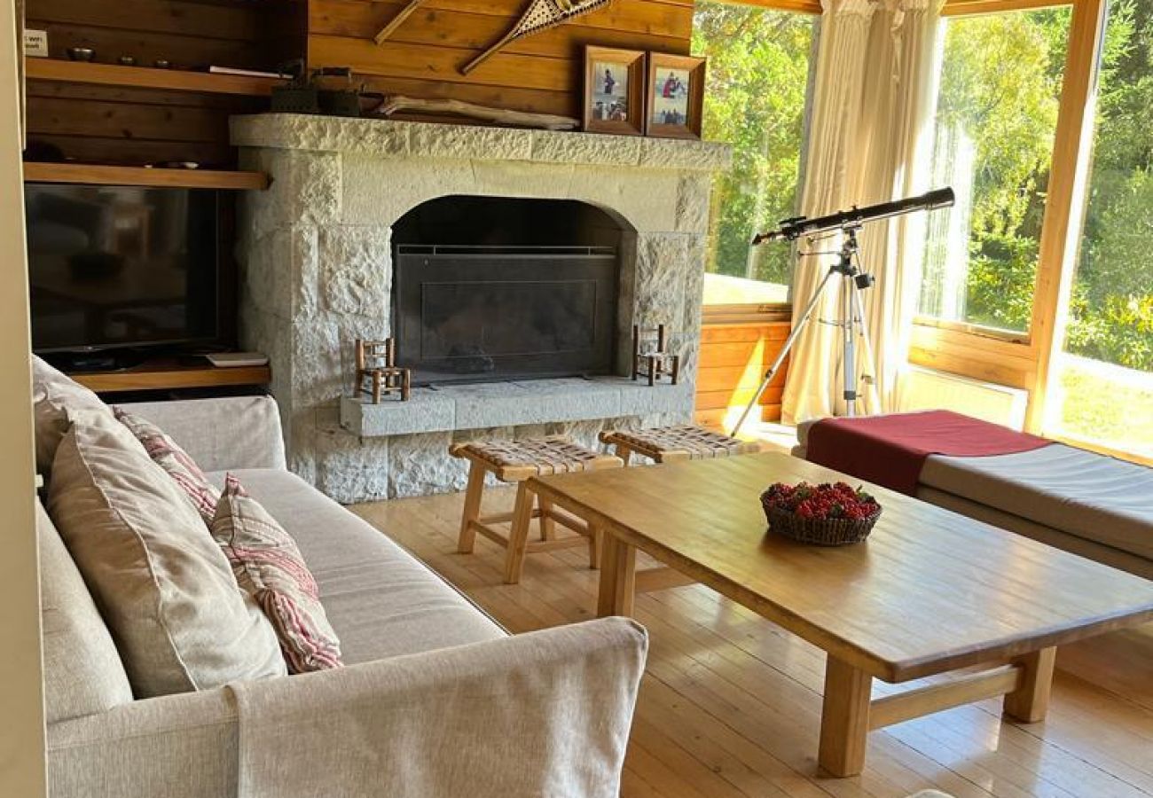 Casa a San Carlos de Bariloche - ARE37 DIVINA CASA EN ARELAUQUEN CON VISTA AL LAGO
