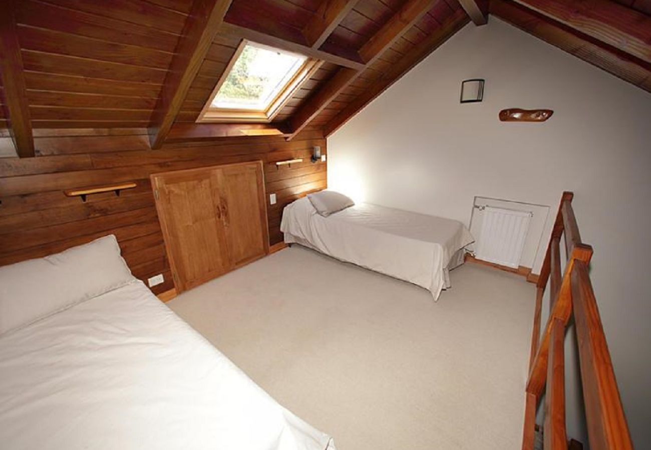 Casa a San Carlos de Bariloche - ARE37 DIVINA CASA EN ARELAUQUEN CON VISTA AL LAGO