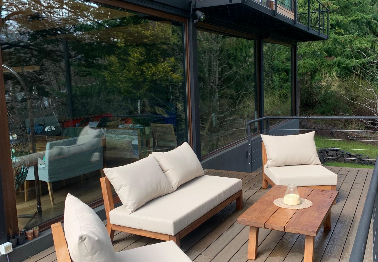 Casa a San Carlos de Bariloche - MORE25 Espectacular casa moderna, con costa de lago y pileta climatizada