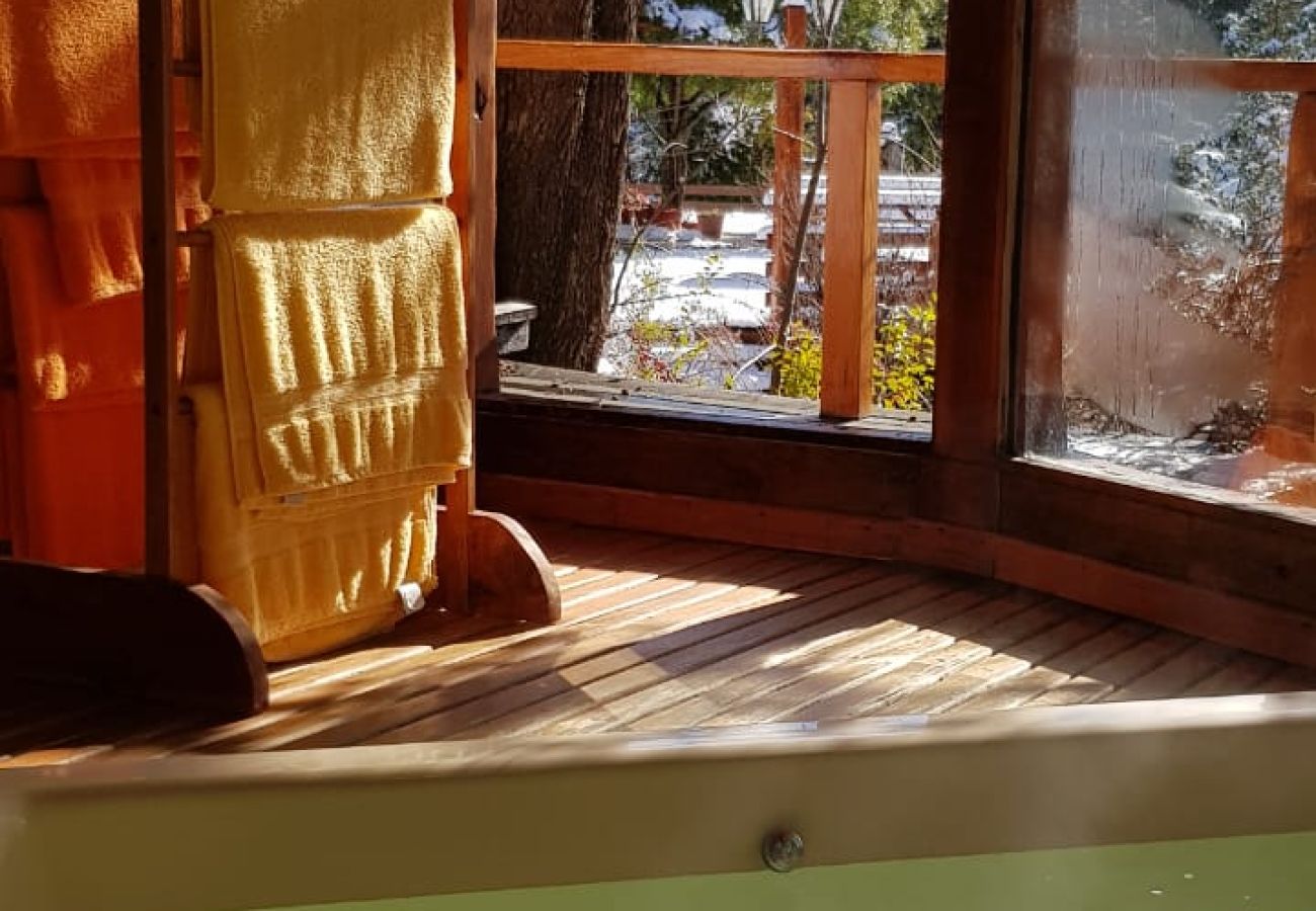 Casa a San Carlos de Bariloche - CAS03 Espectacular casona de 600 metros en un entorno único