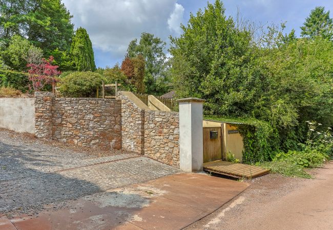 Casa a Maidencombe - Bramblewood - cosy chic, hot tub, close to beach Casa a Maidencombe - Bramblewood - cosy chic, hot tub, close to beach
